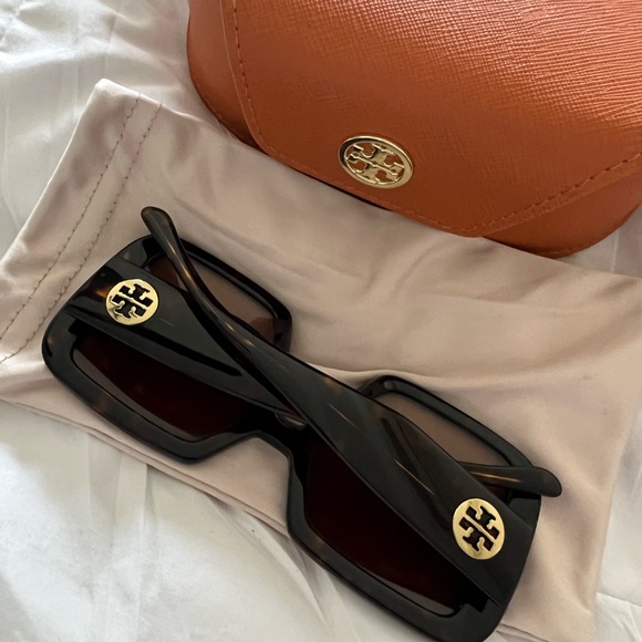 Tory Burch Sunglasses - Picture 2 of 2